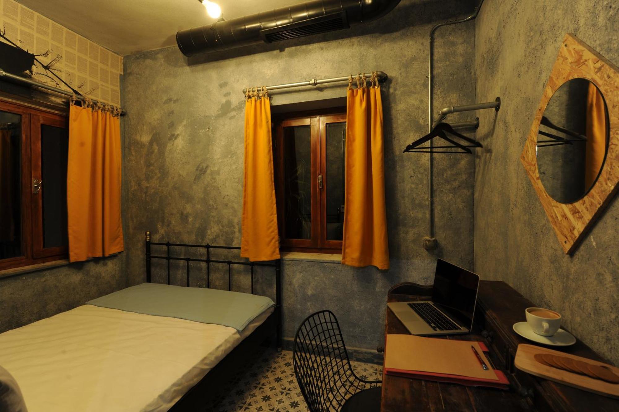 Role Street Hostel Анталія Номер фото